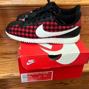 Nike Cortez